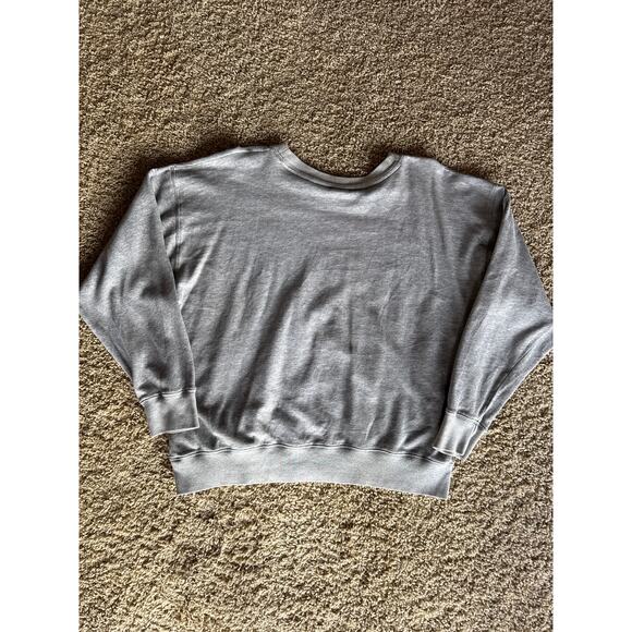 Abercrombie & Fitch New York Heather Gray Large Thin Crewneck Sweatshirt - Picture 4 of 7